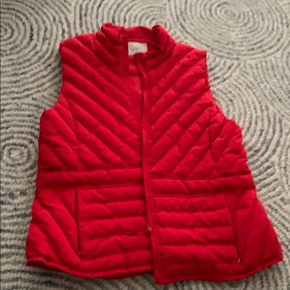 Red Vest - Picture 1 of 3